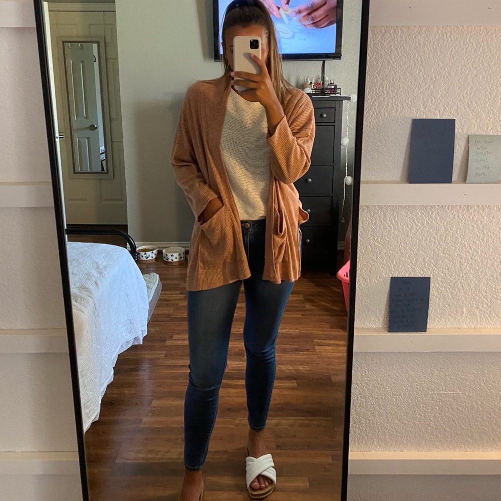 Salmon/pink cardigan
